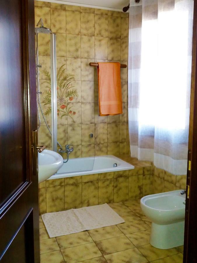 Bamboo Rooms Cartiera Reali Exteriör bild